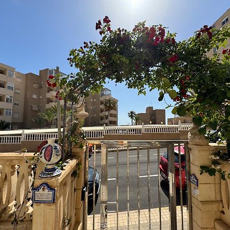 Casa En La Playa De Los Arenales 아레날레스 델 솔 외부 사진